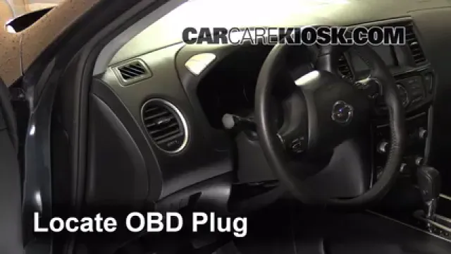 2013 Nissan Pathfinder SV 3.5L V6 Compruebe la luz del motor Diagnosticar